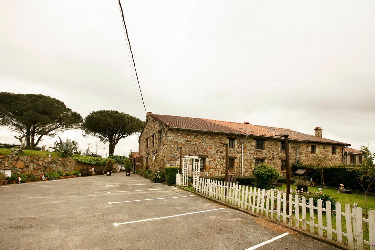 Posada La Herradura Liermo エクステリア 写真